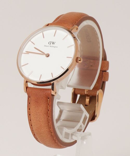 Daniel Wellington(ダニエルウェリントン)の「【Daniel Wellington】DW00600186/DW00600190/DW00600174 Petite 32(アナログ腕時計・レディース・ホワイト/シルバー/ゴールド/ブラウン/ライトブラウン/ダークブラウン・FREE)」の4枚目の写真