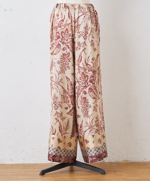 BEARDSLEY（ビアズリー）の「《Pierre-Louis Mascia》パンツ（その他パンツ・レディース・レッド・S）」の4枚目の写真