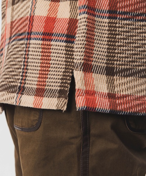 Port Bridge(ポートブリッジ)の「PORT BRIDGE DRILL TWILL PLAID SHIRTS ポートブリッジ オーバーサイズ チェックシャツ(シャツ/ブラウス・メンズ・ベージュ/カーキ・MEDIUM/LARGE)」の5枚目の写真