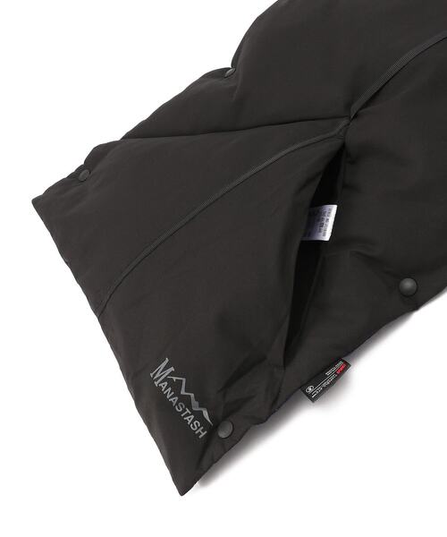 MANASTASH（マナスタッシュ）の「MANASTASH/マナスタッシュ　ISO 700 REVERSIBLE MUFFLER リバーシブルダウンマフラー（マフラー・レディース・ブラック/ベージュ/グレー・FREE）」の12枚目の写真