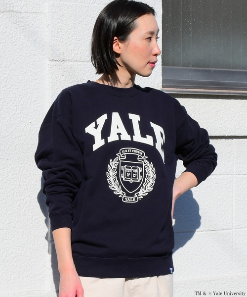 Johnbull Private labo(ジョンブルプライベートラボ)の「【+81BRANCA】カレッジスウェット / YALE(スウェット・レディース・ホワイト/ネイビー・MEDIUM/X-LARGE)」の4枚目の写真