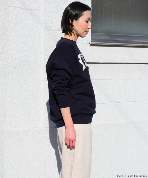 Johnbull Private labo(ジョンブルプライベートラボ)の「【+81BRANCA】カレッジスウェット / YALE(スウェット・レディース・ホワイト/ネイビー・MEDIUM/X-LARGE)」の9枚目の写真