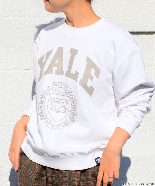 Johnbull Private labo(ジョンブルプライベートラボ)の「【+81BRANCA】カレッジスウェット / YALE(スウェット・レディース・ホワイト/ネイビー・MEDIUM/X-LARGE)」の10枚目の写真
