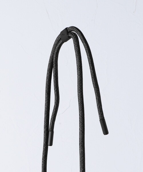 Native Union(ネイティブユニオン)の「<NATIVE UNION>SLING POUCH(スマホグッズ・レディース・ブラック/ベージュ・FREE)」の6枚目の写真