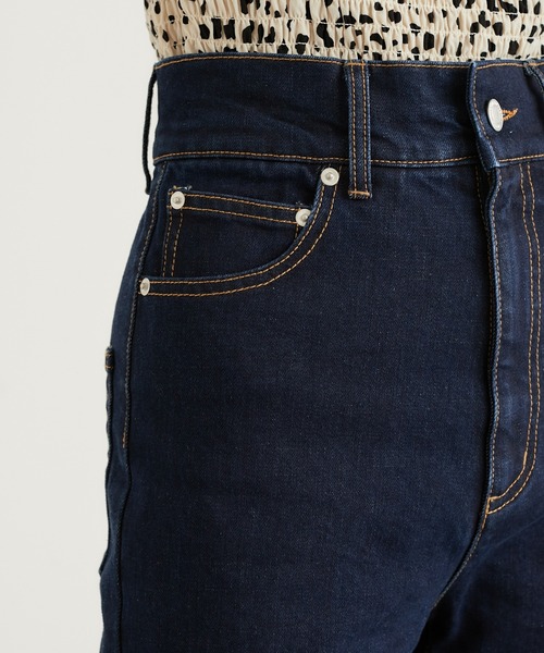 Chico（チコ）の「バックレースアップデニムパンツ（デニムパンツ・レディース・ホワイト/ライトブルー/ネイビー・SMALL/MEDIUM）」の12枚目の写真