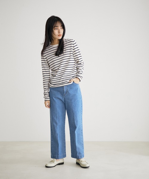 SALON adam et rope'（サロン アダム エ ロペ）の「【極上の肌ざわり】ロングスリーブプルオーバー -CreamyCotton /クリーミーコットン-（Tシャツ/カットソー・レディース・パープル/イエロー/ホワイト系その他2・FREE）」の16枚目の写真