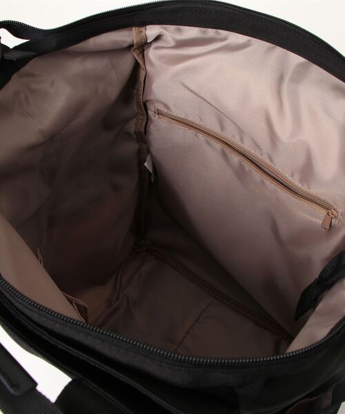 ALL ORDINARIES(オールオーディナリーズ)の「【Nicott(ニコット)】Take Me 3Layer Daypack2 テイクミー 3レイヤーデイパック2(バックパック/リュック・レディース・ブラック/ベージュ/グレー・FREE)」の5枚目の写真