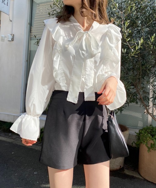 one after another NICE CLAUP(ワンアフターアナザーナイスクラップ)の「美シルエットシンプルショートパンツ(その他パンツ・レディース・ブラック/ブラウン/チェック・FREE)」の4枚目の写真