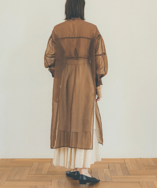 SLOBE IENA(スローブイエナ)の「【CLANE/クラネ】 SWITCH DESIGN LONG SHEER SHIRTワンピース◆(ワンピース・レディース・ブラウン/ライトグリーン・FREE)」の4枚目の写真