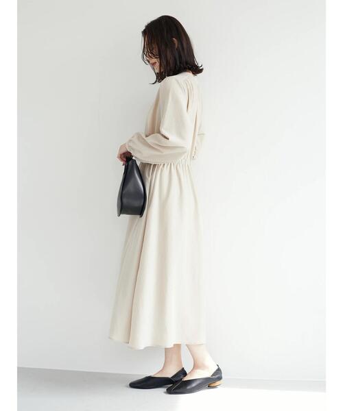 Green　Parks（グリーンパークス）の「2WAYサテンワンピース（ワンピース・レディース・ライトブルー/ライトグリーン/ライトベージュ・FREE）」の14枚目の写真