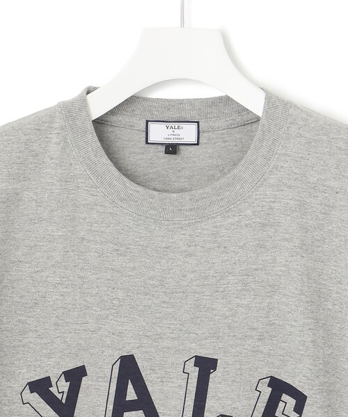 J.PRESS YORK STREET（ジェイプレスヨークストリート）の「【UNISEX】YALE × J.PRESS YORK STREET コラボTシャツ（Tシャツ/カットソー・メンズ・ホワイト系/ライトグレー系/ネイビー系・SMALL/MEDIUM/LARGE）」の9枚目の写真