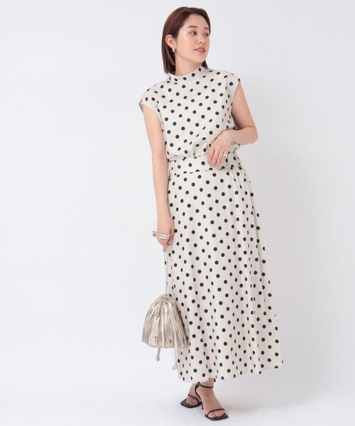 NOLLEY’S(ノーリーズ)の「リネンドットブラウス(シャツ/ブラウス・レディース・ベージュ系その他4/ブラック系その他4・FREE)」の6枚目の写真