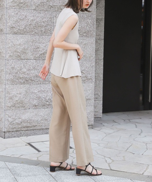 SENSE OF PLACE by URBAN RESEARCH（センスオブプレイスバイアーバンリサーチ）の「フレアノースリーブセーター（ニット/セーター・レディース・ブラック/レッド/ブルー/グリーン/ライトベージュ・ONE）」の7枚目の写真