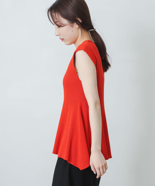 SENSE OF PLACE by URBAN RESEARCH（センスオブプレイスバイアーバンリサーチ）の「フレアノースリーブセーター（ニット/セーター・レディース・ブラック/レッド/ブルー/グリーン/ライトベージュ・ONE）」の21枚目の写真