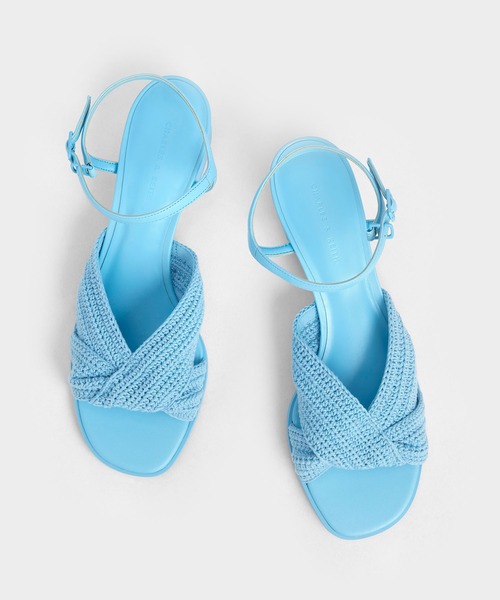 CHARLES & KEITH(チャールズ & キース)の「ニット ブロックヒールサンダル / Knitted Block Heel Sandals(サンダル・レディース・ブルー/ライラック/クリーム・25cm/23cm/24.5cm/25.5cm/22.5cm/23.5cm)」の14枚目の写真