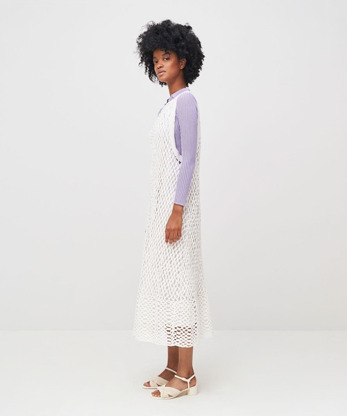 CHARLES & KEITH(チャールズ & キース)の「ニット ブロックヒールサンダル / Knitted Block Heel Sandals(サンダル・レディース・ブルー/ライラック/クリーム・25cm/23cm/24.5cm/25.5cm/22.5cm/23.5cm)」の8枚目の写真