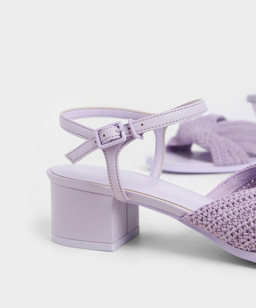CHARLES & KEITH(チャールズ & キース)の「ニット ブロックヒールサンダル / Knitted Block Heel Sandals(サンダル・レディース・ブルー/ライラック/クリーム・25cm/23cm/24.5cm/25.5cm/22.5cm/23.5cm)」の19枚目の写真