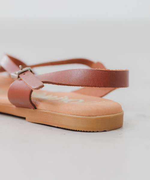 collex(コレックス)の「【OH MY SANDALS】クロスレザーサンダル(サンダル・レディース・ブラウン/ブラック・37/38/36)」の18枚目の写真