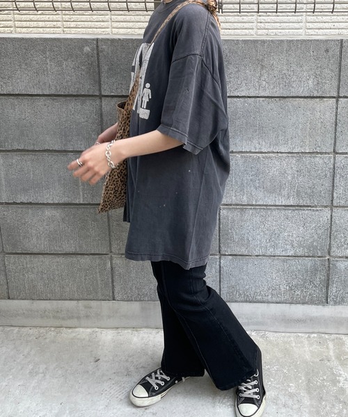 DuKKah(デュカ)の「Dukkah/【低身長向け】ピンタックデニムフレアパンツ(デニムパンツ・レディース・インディゴブルー/ブラック・X-SMALL/SMALL)」の11枚目の写真