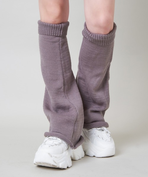 SPINNS(スピンズ)の「令和ルーズ☆彡50cmレッグカバー(レッグウォーマー・レディース・ホワイト/ブラック/ベージュ/サックスブルー/チャコール/グレー・ONESIZE)」の4枚目の写真