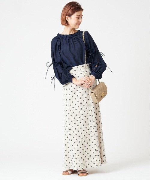 U by SPICK&SPAN(ユーバイスピックアンドスパン)の「リネンレーヨンドットマキシスカート(スカート・レディース・アイボリー・38/36/34)」の17枚目の写真