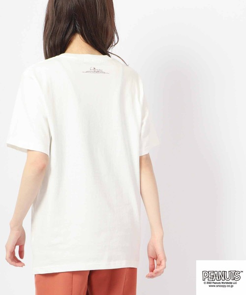 PEANUTS（ピーナッツ）の「PEANUTS スヌーピー 刺繍 Tシャツ ドッグハウス（Tシャツ/カットソー・メンズ・ホワイト/ブラック/ホワイト系その他/グレイッシュブルー/ホワイト系その他2/レッド/杢グレー/ブラック系その他・S/M/LL/L）」の9枚目の写真