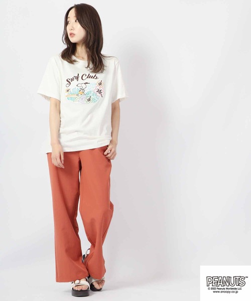 PEANUTS（ピーナッツ）の「PEANUTS スヌーピー 刺繍 Tシャツ ドッグハウス（Tシャツ/カットソー・メンズ・ホワイト/ブラック/ホワイト系その他/グレイッシュブルー/ホワイト系その他2/レッド/杢グレー/ブラック系その他・S/M/LL/L）」の10枚目の写真
