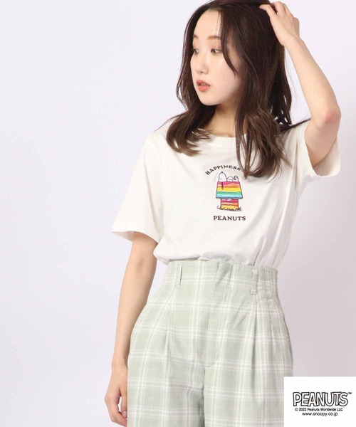 PEANUTS（ピーナッツ）の「PEANUTS スヌーピー 刺繍 Tシャツ ドッグハウス（Tシャツ/カットソー・メンズ・ホワイト/ブラック/ホワイト系その他/グレイッシュブルー/ホワイト系その他2/レッド/杢グレー/ブラック系その他・S/M/LL/L）」の20枚目の写真