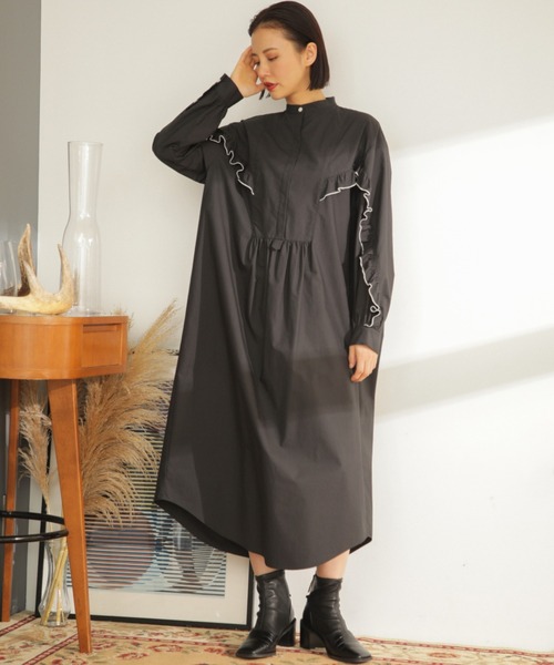 mici(ミチ)の「(mici)フリルシャツワンピース(ワンピース・レディース・ブラック/ホワイト系その他・ONE SIZE)」の6枚目の写真