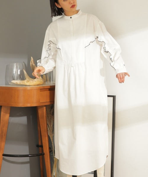 mici(ミチ)の「(mici)フリルシャツワンピース(ワンピース・レディース・ブラック/ホワイト系その他・ONE SIZE)」の3枚目の写真