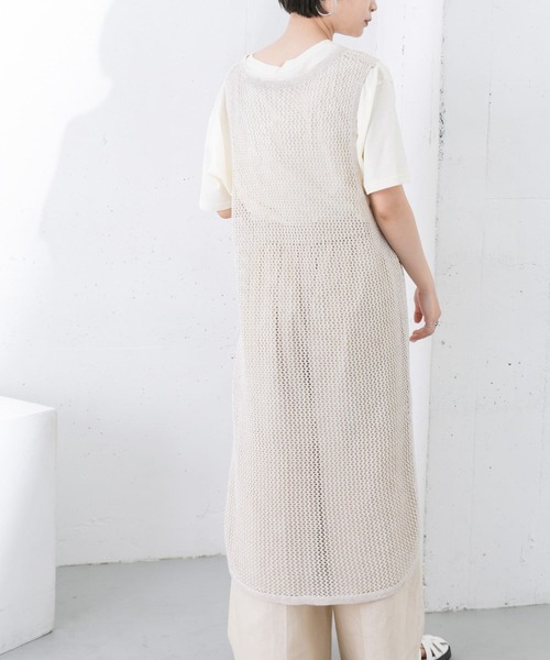 KBF(ケイビーエフ)の「メッシュニットワンピース(ワンピース・レディース・ブラック/ベージュ/アイボリー・ONE)」の20枚目の写真