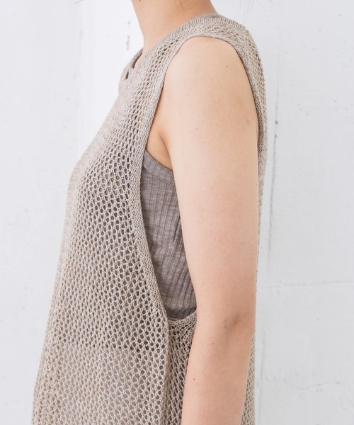 KBF(ケイビーエフ)の「メッシュニットワンピース(ワンピース・レディース・ブラック/ベージュ/アイボリー・ONE)」の18枚目の写真