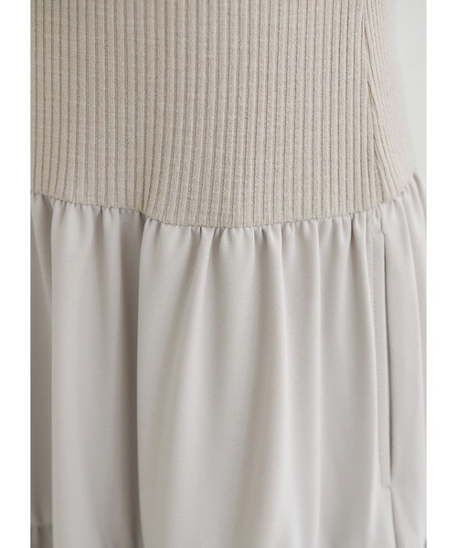 STYLE DELI(スタイルデリ)の「【LUXE】カシュクールT付き切替タンクワンピース(ワンピース・レディース・ブルー/グレイッシュベージュ・01/02)」の7枚目の写真