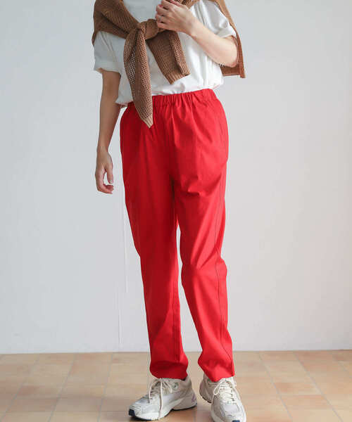 URBAN RESEARCH DOORS（アーバンリサーチドアーズ）の「カラーテーパードパンツ（その他パンツ・レディース・レッド/ロイヤルブルー・MEDIUM）」の5枚目の写真