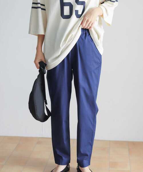 URBAN RESEARCH DOORS（アーバンリサーチドアーズ）の「カラーテーパードパンツ（その他パンツ・レディース・レッド/ロイヤルブルー・MEDIUM）」の14枚目の写真