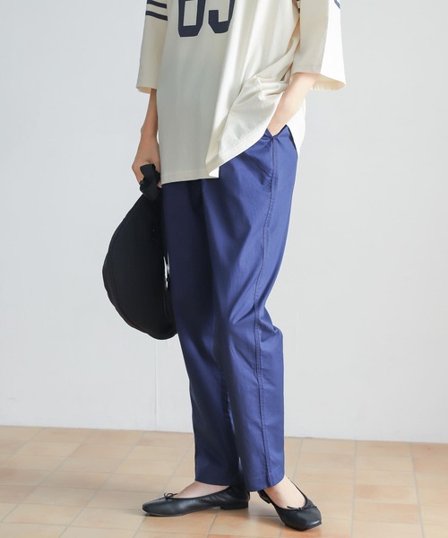 URBAN RESEARCH DOORS（アーバンリサーチドアーズ）の「カラーテーパードパンツ（その他パンツ・レディース・レッド/ロイヤルブルー・MEDIUM）」の18枚目の写真