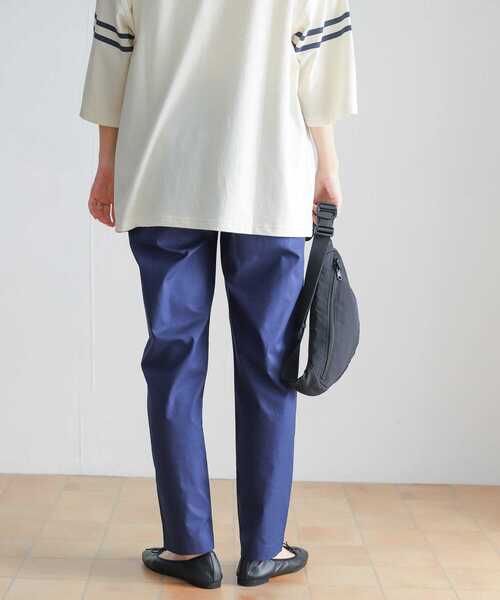 URBAN RESEARCH DOORS（アーバンリサーチドアーズ）の「カラーテーパードパンツ（その他パンツ・レディース・レッド/ロイヤルブルー・MEDIUM）」の19枚目の写真