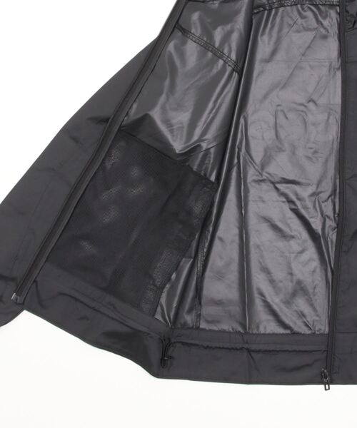 adidas（アディダス）の「AEROREADY ロゴ ランニングウインドブレーカー / アディダス（レディース）（ナイロンジャケット・レディース・ブラック/ブルー・MEDIUM/SMALL/LARGE/X-LARGE/XX-LARGE）」の8枚目の写真