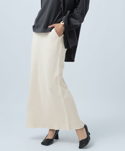 BAYFLOW（ベイフロー）の「サイドポイントリブスカート（スカート・レディース・ブラック/グレー/オフホワイト・SMALL/MEDIUM）」の2枚目の写真
