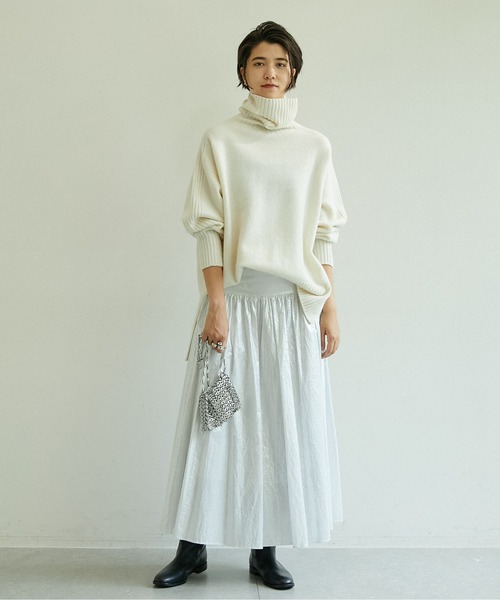 GALLARDAGALANTE（ガリャルダガランテ）の「バックスリットニット