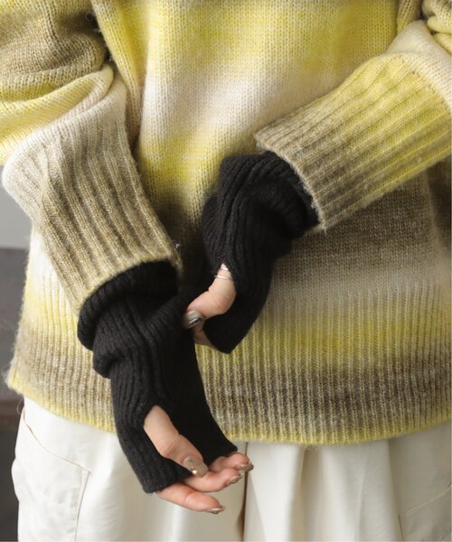 RAY CASSIN（レイカズン）の「もちもちカラーアームウォーマー（アームカバー・レディース・ブラック/ピンク/イエロー/キナリ・FREE）」の6枚目の写真