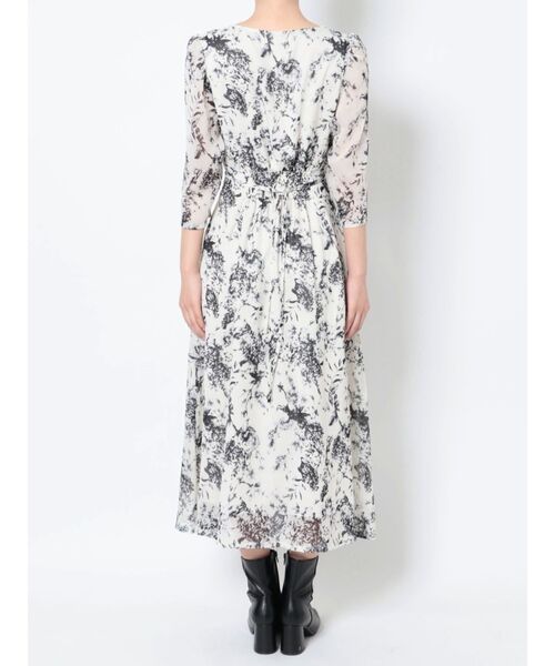 LAGUNAMOON(ラグナムーン)の「フラワー楊柳ワンピース(ワンピース・レディース・チャコールグレー/ブラック/グリーン・SMALL/MEDIUM)」の6枚目の写真