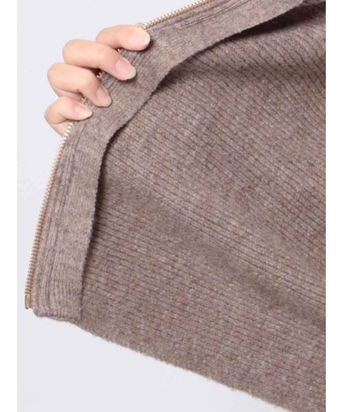 LAGUNAMOON(ラグナムーン)の「ZIPニットカーディガン(カーディガン/ボレロ・レディース・アイボリー/チャコールグレー/ベージュ・FREE)」の12枚目の写真