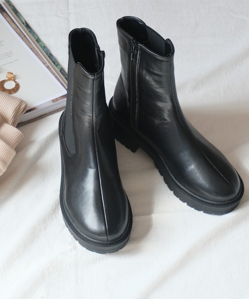 AmiAmi(アミアミ)の「トラックソール サイドゴアブーツ/サイドジップショートブーツ(ブーツ・レディース・ブラック・LL/S/M/L)」の9枚目の写真