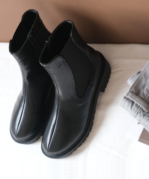 AmiAmi(アミアミ)の「トラックソール サイドゴアブーツ/サイドジップショートブーツ(ブーツ・レディース・ブラック・LL/S/M/L)」の10枚目の写真