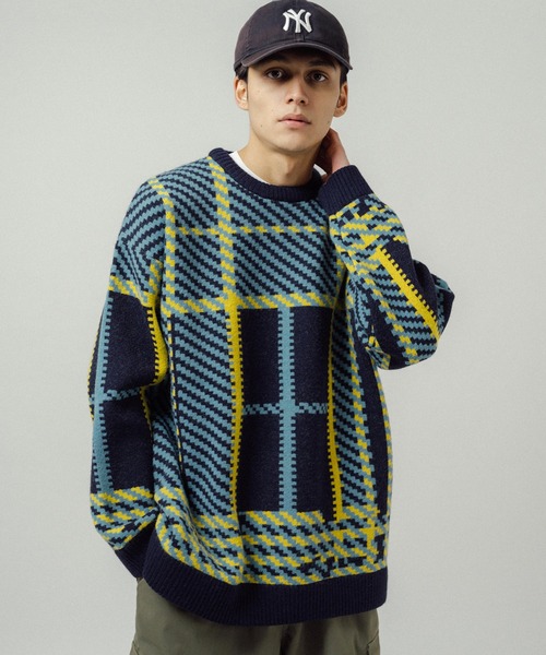 Revo.（レボ）の「5G ビッグチェックパターンジャガード クルーネックニット（ニット/セーター・メンズ・グリーン/ブルー/グレー・L/M）」の3枚目の写真