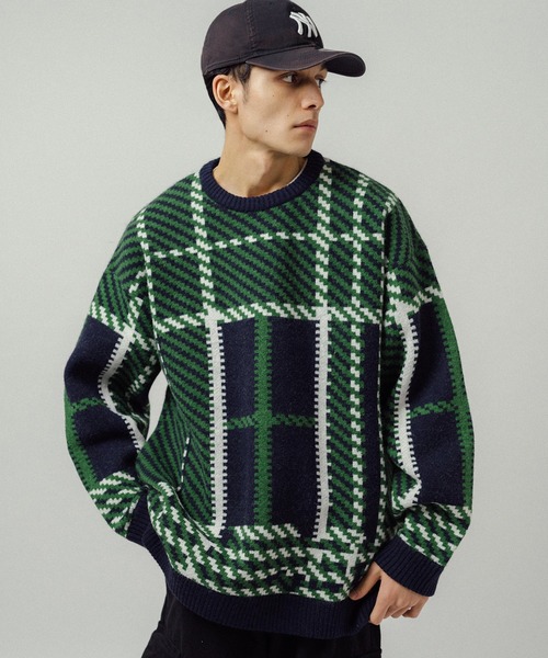 Revo.（レボ）の「5G ビッグチェックパターンジャガード クルーネックニット（ニット/セーター・メンズ・グリーン/ブルー/グレー・L/M）」の2枚目の写真