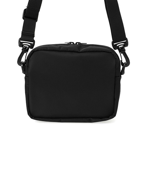 Manhattan Portage(マンハッタンポーテージ)の「The Broome Shoulder Bag Matte Twill(ショルダーバッグ・メンズ・ブラック・X-SMALL)」の8枚目の写真