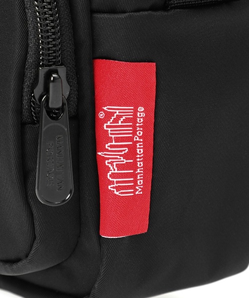 Manhattan Portage(マンハッタンポーテージ)の「The Broome Shoulder Bag Matte Twill(ショルダーバッグ・メンズ・ブラック・X-SMALL)」の11枚目の写真