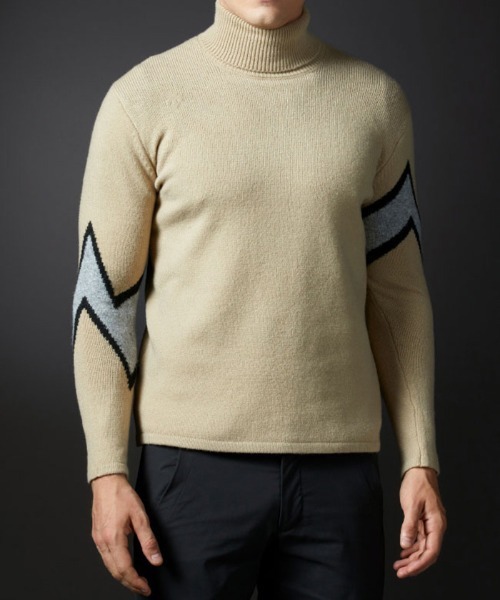 DESCENTE golfアクリルウールインターシャ　セーター　ゴルフ デサント DESCENTE GOLF（デサントゴルフ）の「アクリルウールインター